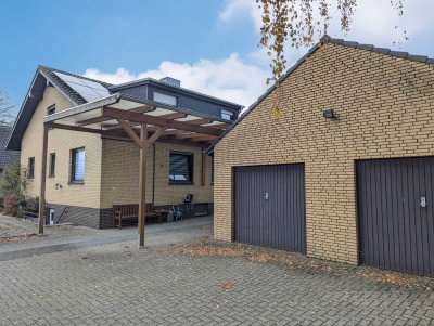 - Provisionsfrei - Zweigenerationenhaus mit Doppelgarage und Carport in Kalkar