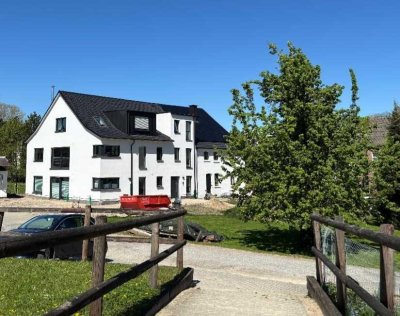 1,5 Zimmer Wohnung im 1.OG mit Balkon