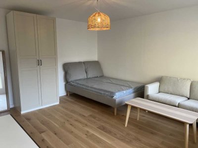 Hochwertige Wohnung in Berlin Spandau mit Möbel, Stellplatz und Internet