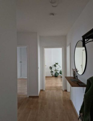 Attraktive 4-Raum-Wohnung im Erdgeschoss – bezugsfrei ab sofort