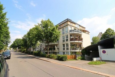 EIGENNUTZER - 3,5-Raum-Maisonette-Wohnung - in Siegmar - mit Stellplatz