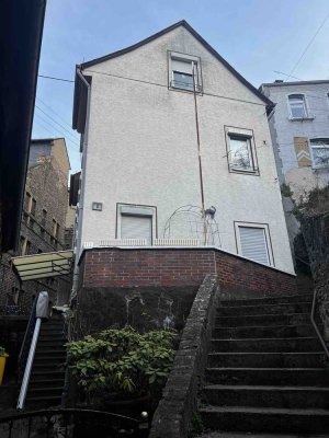 Einfamilienhaus mit 9 Zimmern in St. Goarshausen, Baujahr 1920