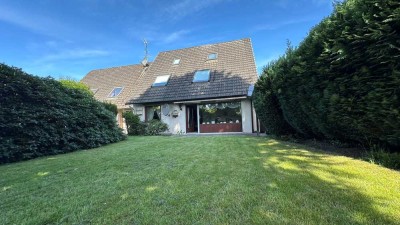 Ruhig gelegene 2,5-Zimmer-Wohnung mit Gartenanteil & Garage im schönen Appen