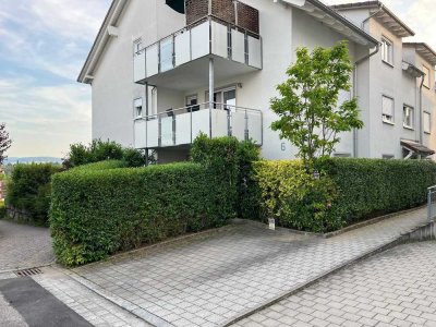 Geschmackvolle 2-Zimmer-EG-Wohnung mit gehobener Innenausstattung mit Terasse und EBK im Limespark