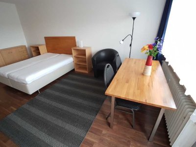 Helle möblierte 1-Zimmer Wohnung mit Balkon Augsburg-Oberhausen