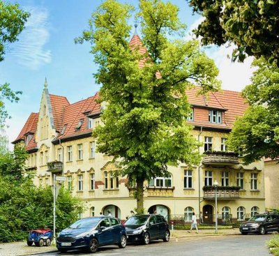 Helle Altbauwohnung in Berlin-Zehlendorf – Denkmalensemble von 1905
