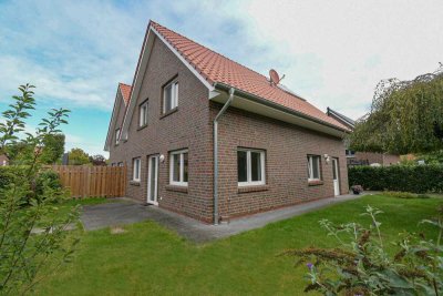 5455 - Platz für Familie und Träume – stilvolle Doppelhaushälfte in Toplage von Edewecht!