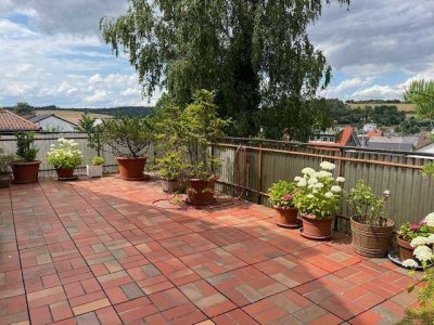 Wow! Gut geschnittene 3,5-ZKB mit toller Dachterrasse in Taunusstein-Wehen!
