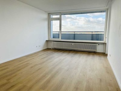 Renovierte 2-Zimmer Maisonettewohnung mit Balkon im 10. OG. in Leverkusen-Mitte