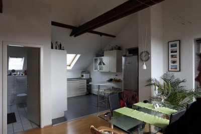 Attraktive 3-Zimmer Dachgeschosswohnung mit Loggia in Würselen