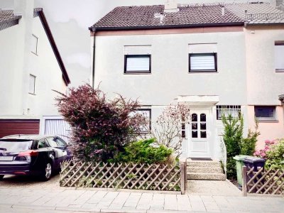 Helle, moderne Doppelhaushälfte mit Garten, Garage in Rodgau Weiskirchen