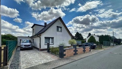 Zuhause zwischen Sonnenstrahlen und Gartenzauber - Einfamilienhaus in Taucha