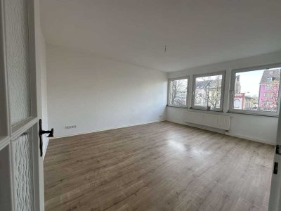 2 Zimmerwohnung  mit Balkon in Flingern zu vermieten.