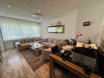 Zentrale und helle 3 Zimmer Erdgeschosswohnung mit Stellplatz und Keller in Senden