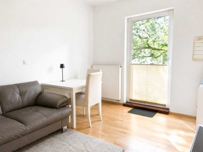 Charmante Altbauwohnung mit modernem Komfort und Balkon