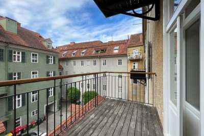 "PROVISIONSFREI" Charmante Altbauwohnung mit Balkon &amp; separatem Zugang in bester Innenstadtlage – Sporgasse 8010 Graz
