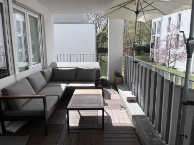 Attraktive 4-Zimmer-Wohnung mit Balkon im 1. OG in Wiesbaden-Schierstein