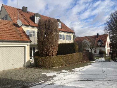 Sehr schöne  2-3-Zimmer-Wohnung mit Terrasse u. Garten bei Moorenweis im westl.-Lkrs. FFB