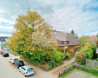 Großes Grundstück, große Träume: EFH + Bauplatz in Top-Lage