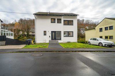 Einfamilienhaus mit Einliegerwohnung