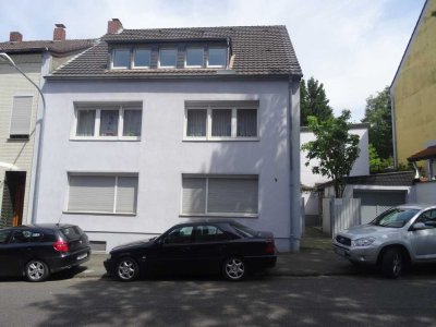 MG-Odenkirchen: gepflegte 3-ZKDBad im 2.OG in Innenstadtlage