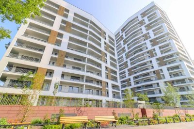 Elegantes Wohnambiente mit Balkon und neuer Einbauküche – großzügig, modern und lichtdurchflutet