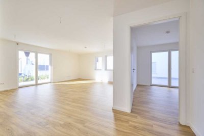 Moderne 3-Zimmer-Neubauwohnung mit Terrasse und Gartenanteil in Krumbach