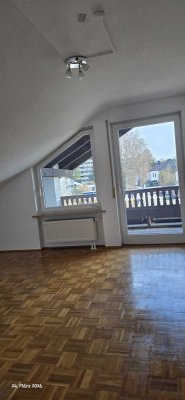 Charmante 3,5-Zimmer Dachgeschosswohnung in Ingolstadt Südwest