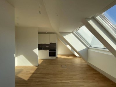 Schöne 2-Zimmer Wohnung mit 2 Terrassen und en-suite Badezimmer - PROVISIONSFREI