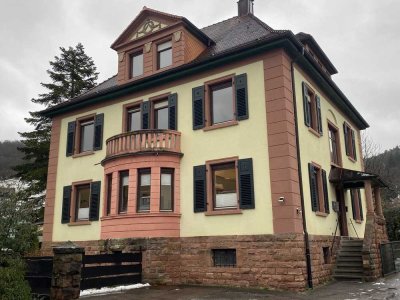 Beeindruckende 3-Familien-Altbauvilla im Herzen von Eberbach