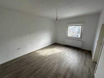 Erstbezug nach Sanierung mit Einbauküche: Schöne 2-Zimmer-Wohnung in Alsfeld