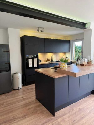 Moderne kernsanierte Doppelhaushälfte in ruhiger Lage von Krefeld-Traar (ohne Provision)