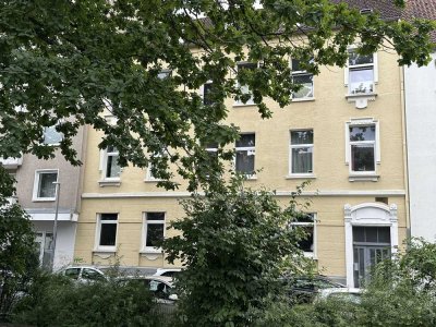 Stilvolle  DG-Wohnung Bestlage Südstadt, Erstbezug nach Sanierung