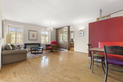 Bestlage: 3 Zimmerwohnung mit direktem Blick auf den Benediktinermarkt! Inkl. Stilvolle Einrichtung