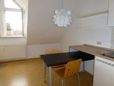 Super Kapitalanleger! Nähe FH! Schöne 2-Zimmer-Maisonette-DG-Wohnung
