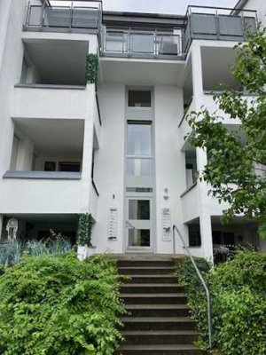 Attraktive und gepflegte 3,5-Raum-Wohnung mit Einbauküche in Öhringen