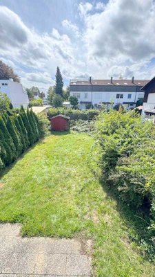 REIHENECKHAUS MIT SONNIGEM GARTEN - AM DAXENBERG - RENOVIERUNGSBEDÜRFTIG