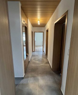 Ansprechende 4-Zimmer-Wohnung mit Wintergarten im 1. OG in Welzheim