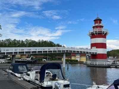 Ihr neues IMMOBILIEN QUARTIER: Hafendorf Rheinsberg! Haus mit Bootssteg und Parkplatz