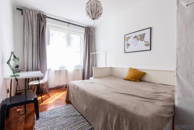 | 100 Meter zum 1. Bezirk &amp; Schottentor | Lichtdurchflutet | Hofseitiges Schlafzimmer |