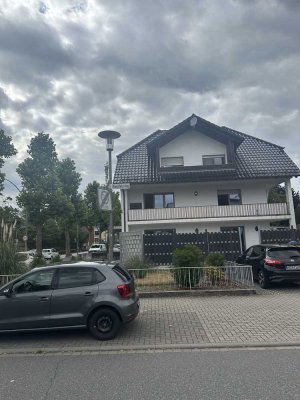 3-Zimmer-Wohnung mit Einbauküche in Schwetzingen - Oststadt
