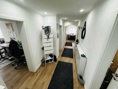Moderne 3-Zimmer-Wohnung mit Wintergarten & Garage in Dauchingen