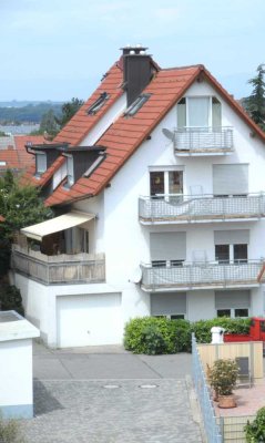 Attraktive 6-Zimmer Doppelhaushälfte mit gehobener Innenausstattung