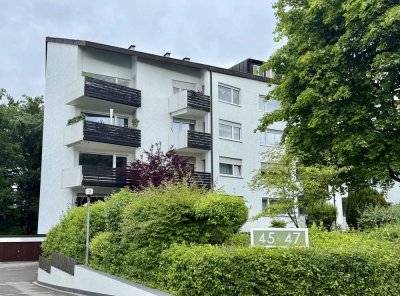 Erstbezug nach Sanierung mit Balkon und EBK: Exklusive 3,5-Raum-Wohnung mit geh. Innenausstattung