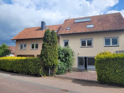 Großzügiges Wohnhaus mit vielseitigen Nutzungsmöglichkeiten