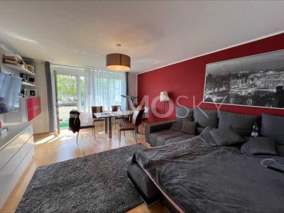 Ruhige Wohnung mit viel Grün: Balkon, Aufzug, Stellplatz