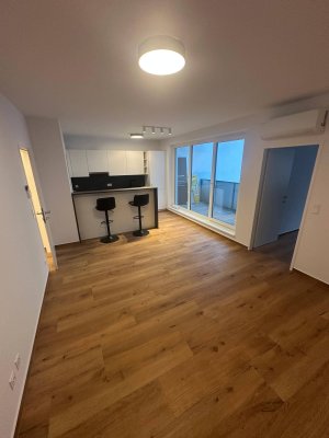 2 Zi Wohnung generalsaniert alles NEU