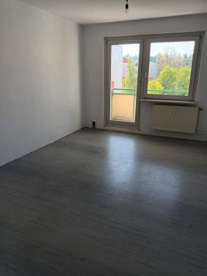 Schöne 4 Zimmerwohnung mit Balkon, Pilzheide in Walddrehna
