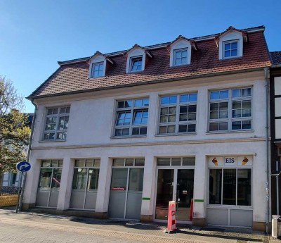 2-R-Wohnung in guter Innenstadtlage mit Einbauküche