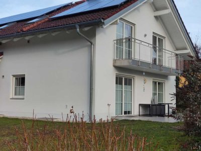 EG Wohnung mit Garten, Garage und Keller